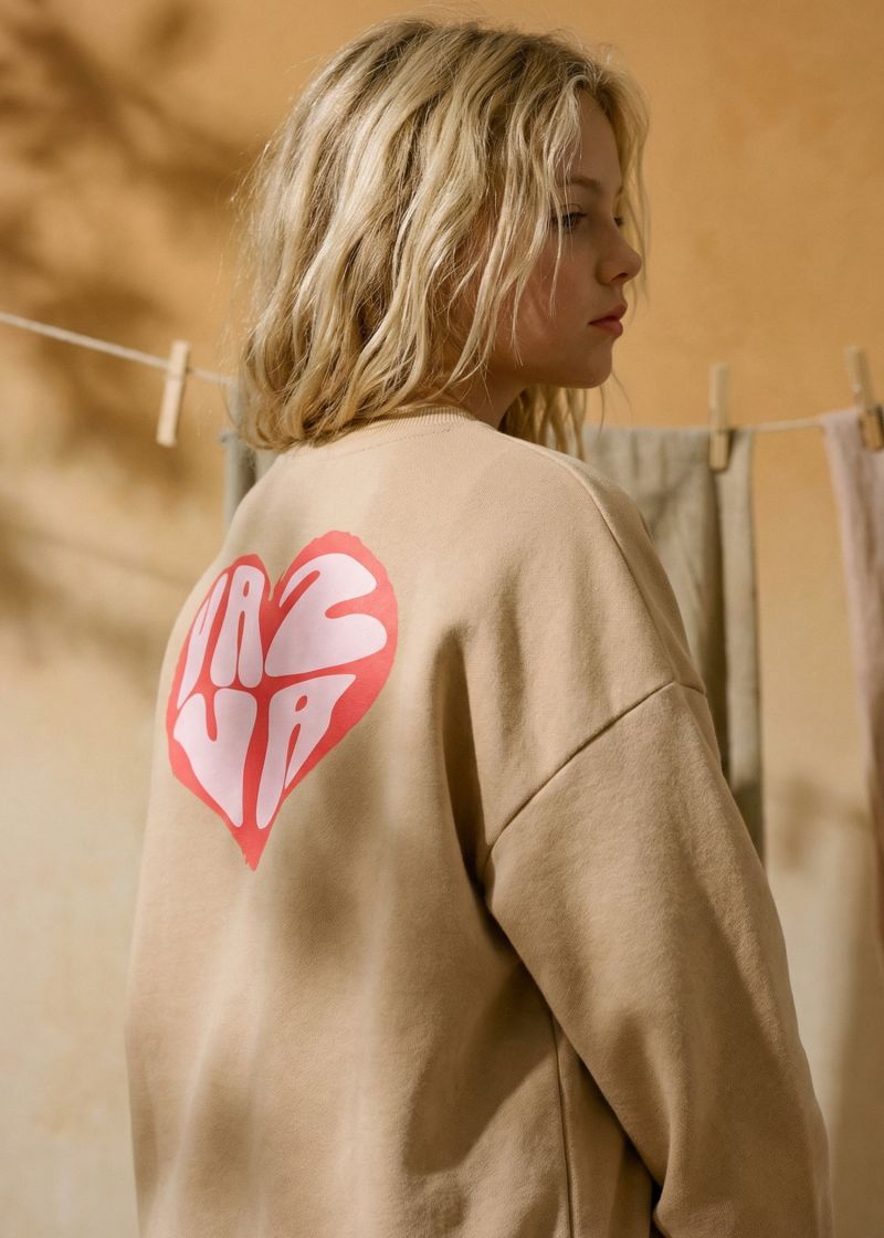 CREW LOVE K BEIGE 2