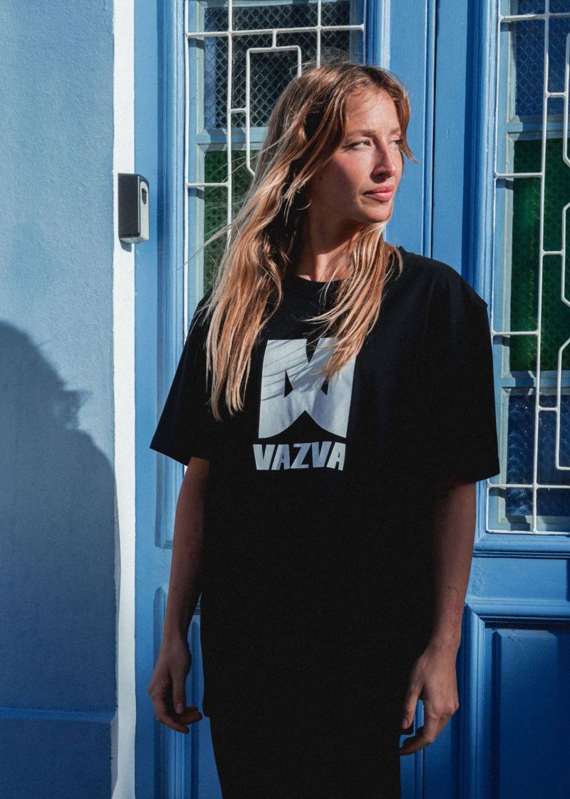 CAMISETA  LOGO BLACK 2